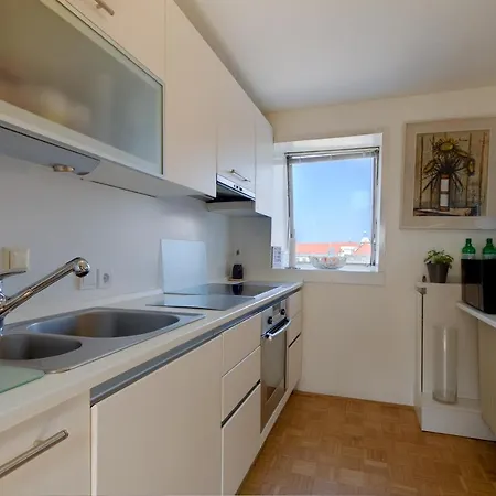Two-bedroom Erjavceva Apartment Ljubljana